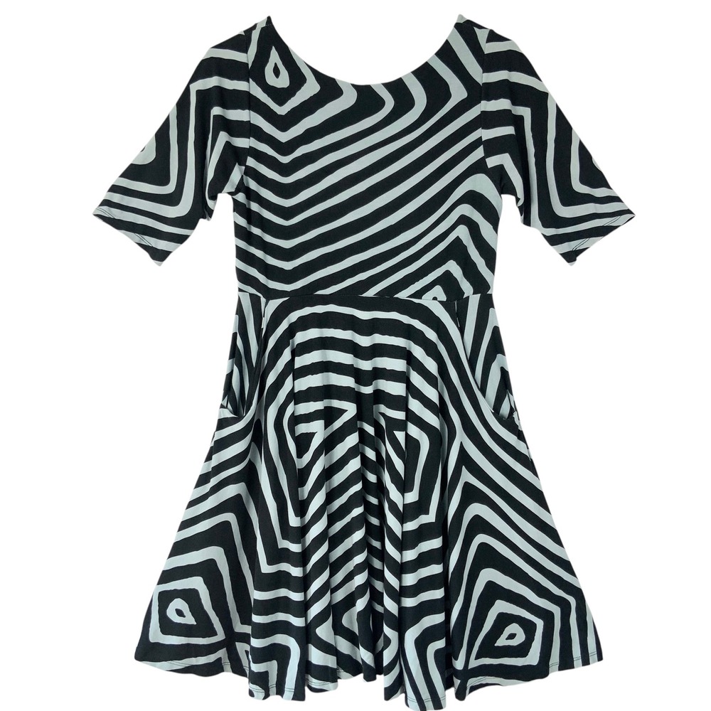 Bel Kazan Black Mint Geometric Skater Dress M Pull On Scoop Neck Short Sleeve